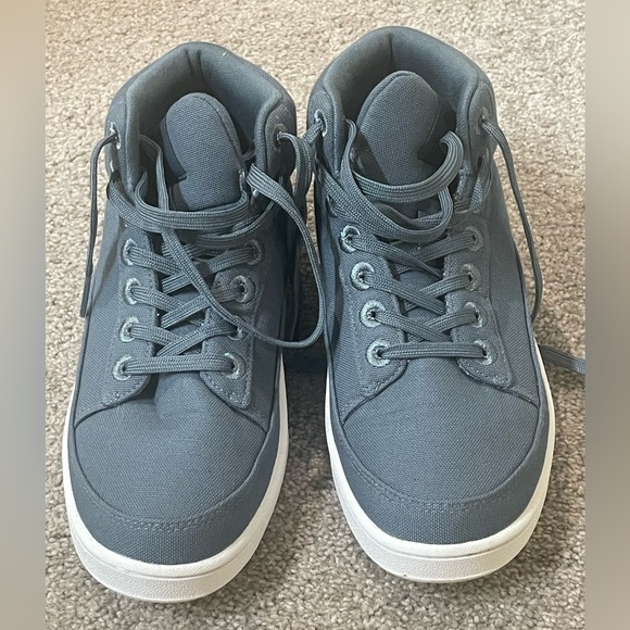 Allbirds - Picture 13 of 16